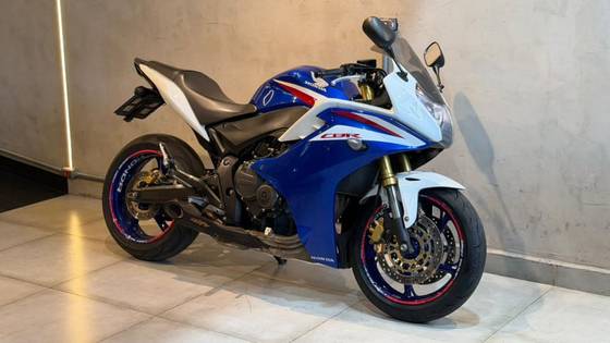 HONDA CBR 600F 